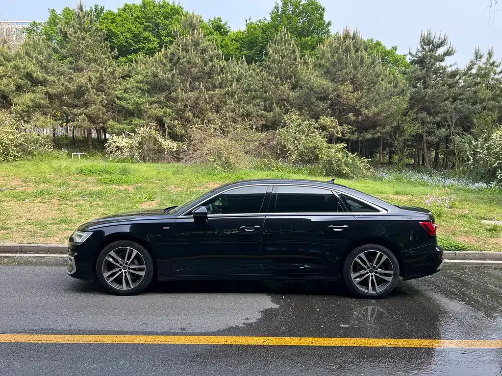 Audi A6L — фото 7