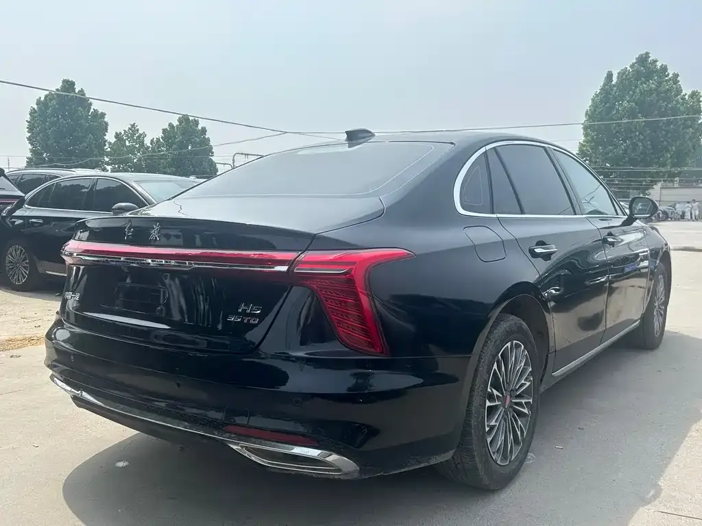 Hongqi H5 — фото 2
