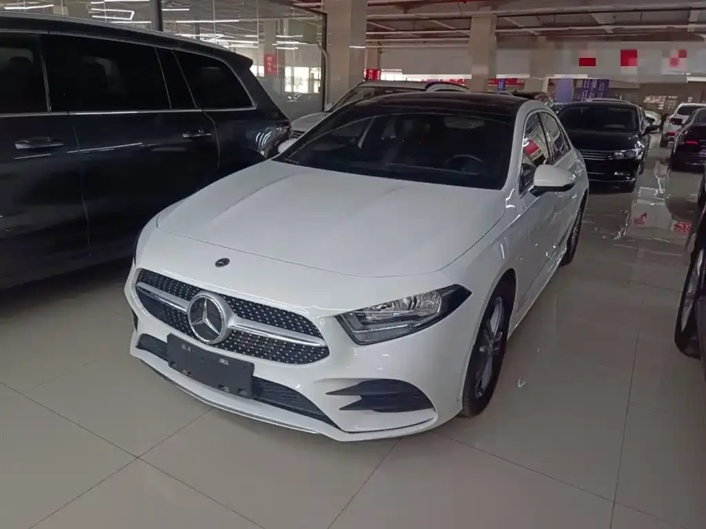 Mercedes-Benz A-Class — фото 1