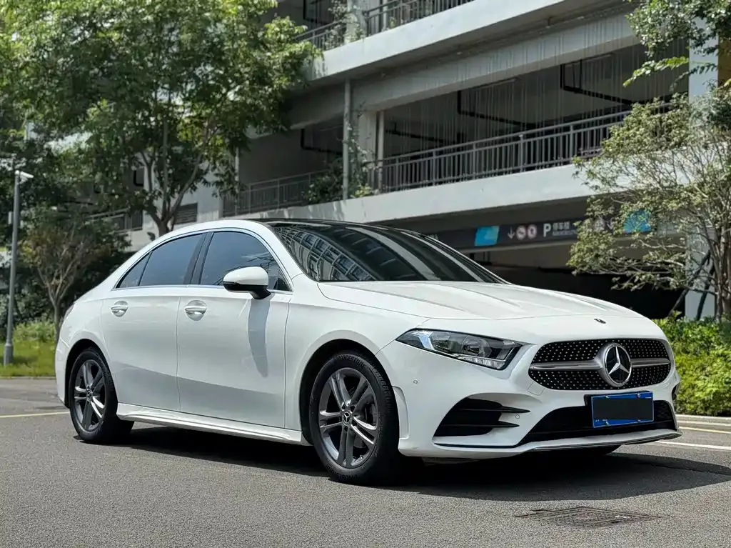 Mercedes-Benz A-Class — фото 7