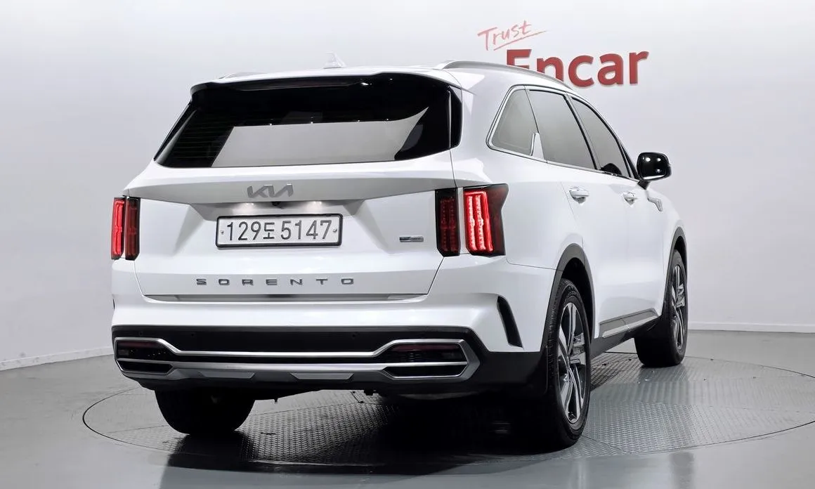 Kia Sorento — фото 7