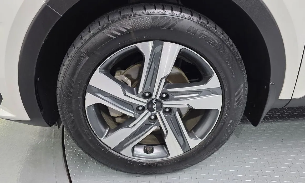 Kia Sorento — фото 4