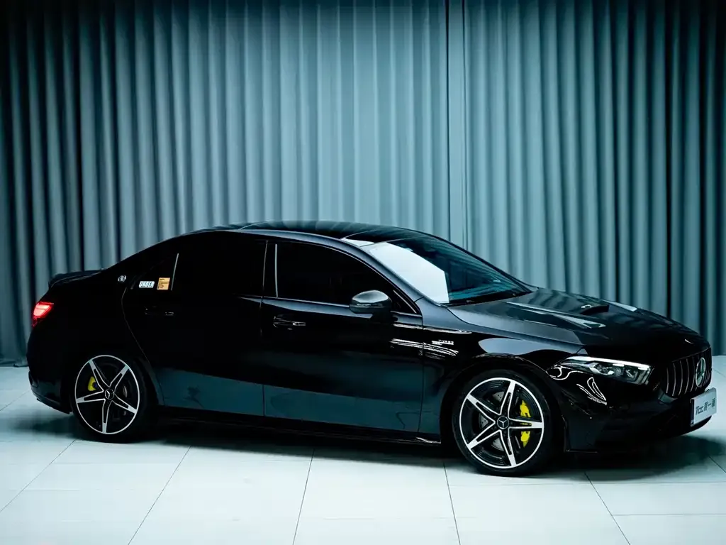 Mercedes-Benz A-Class AMG — фото 10