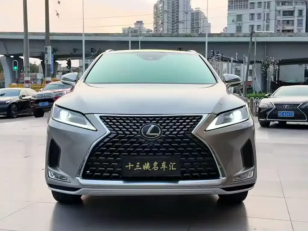 Lexus RX — фото 5