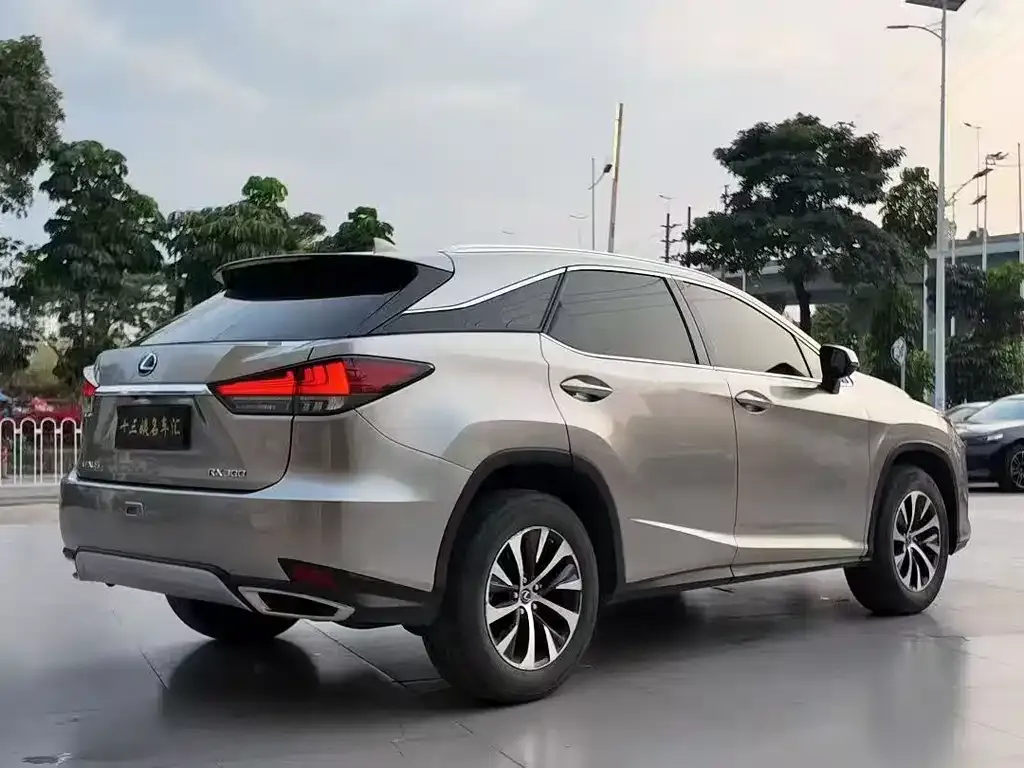 Lexus RX — фото 6