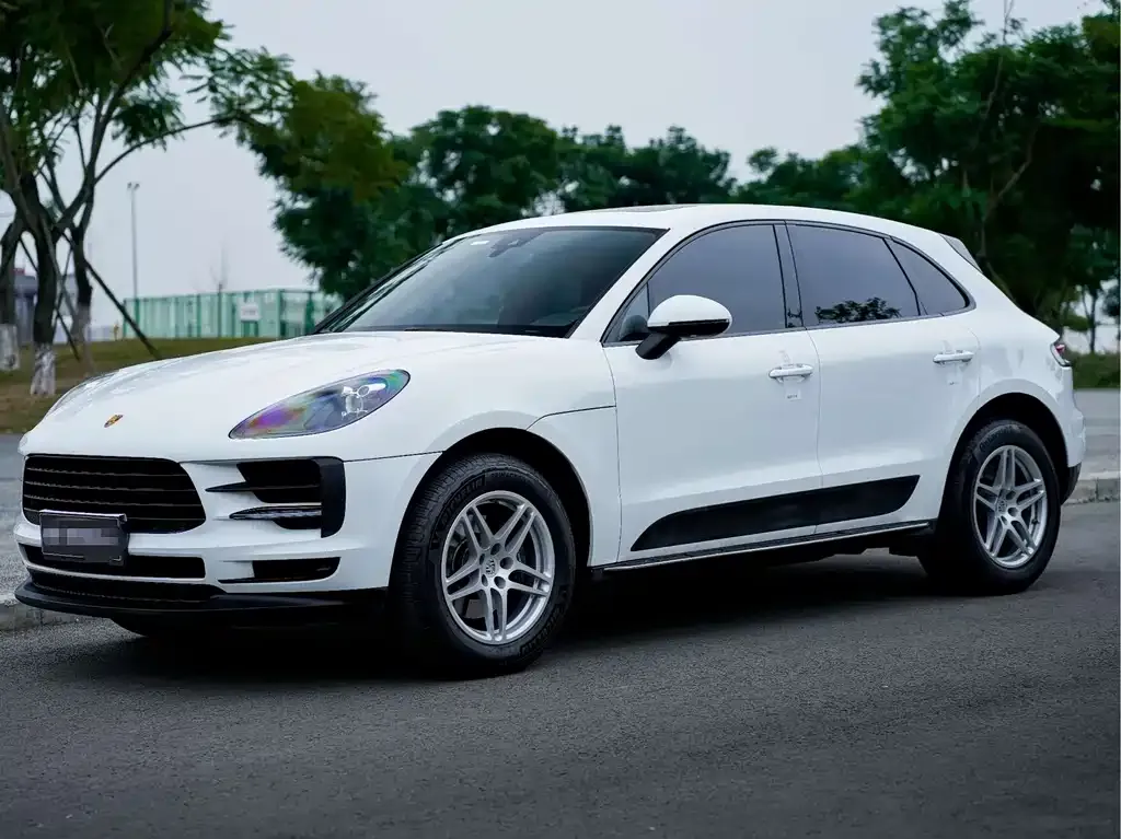 Porsche Macan — фото 1