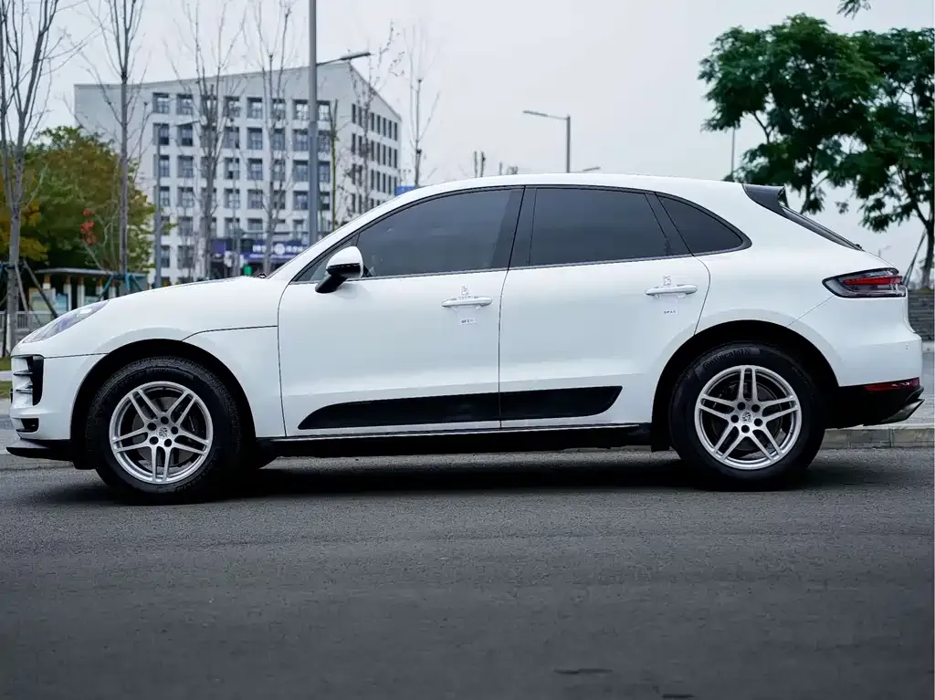 Porsche Macan — фото 4