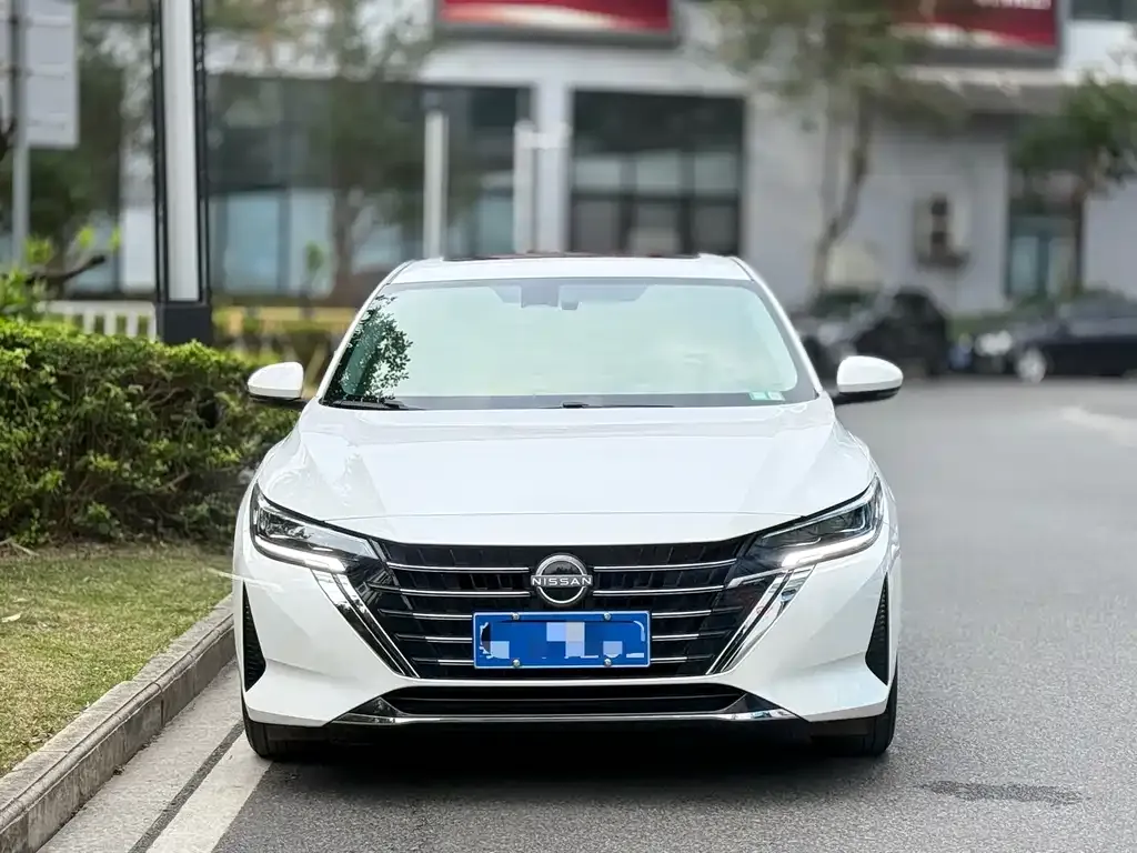 Nissan Sylphy — фото 1