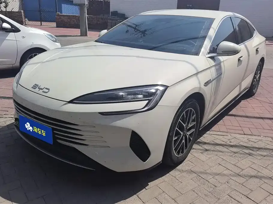 BYD Seal — фото 1