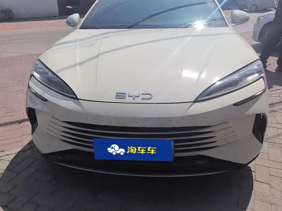 BYD Seal — фото 3