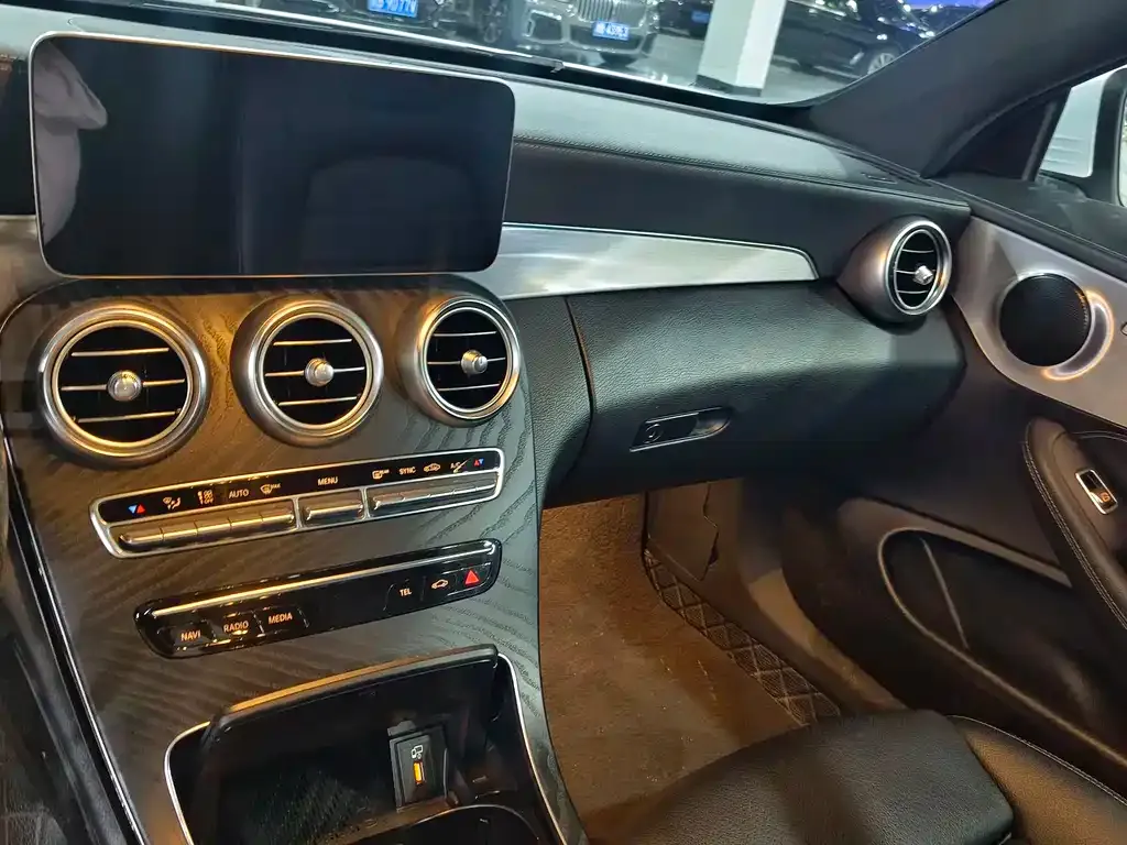 Mercedes-Benz C-Class (Import) — фото 10