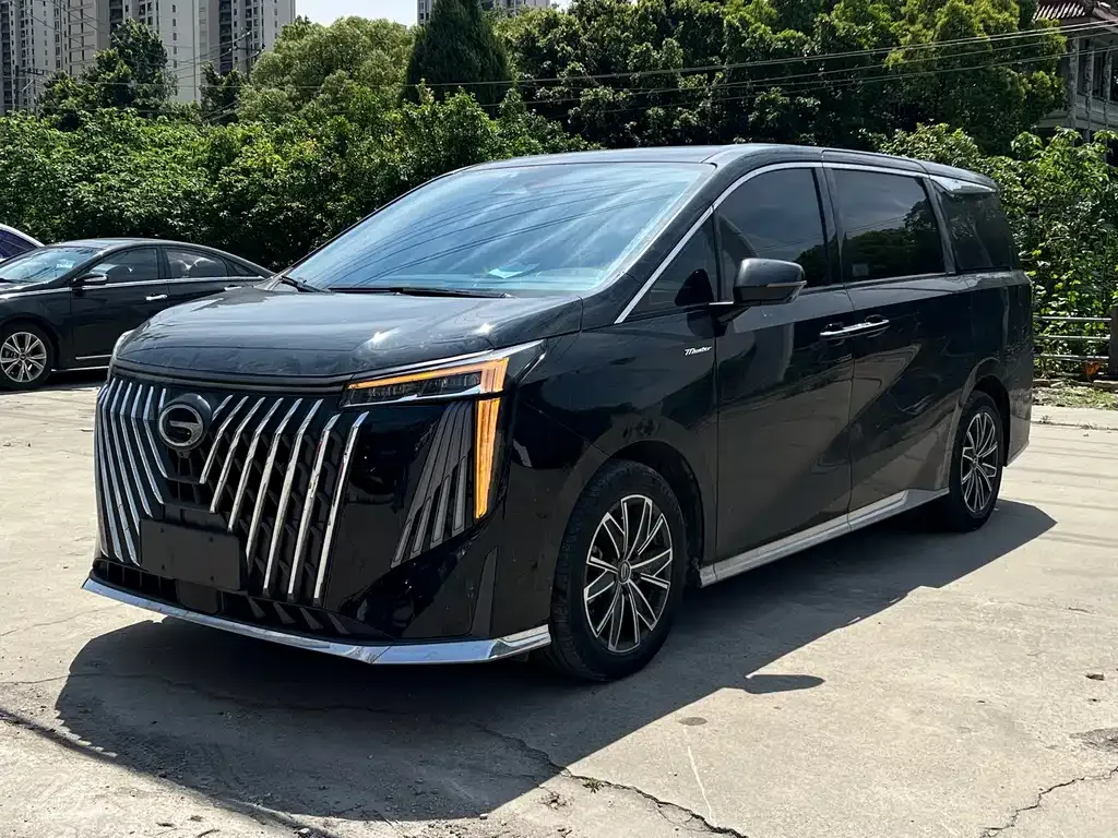 GAC Motor Trumpchi M8 — фото 1