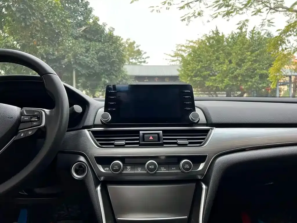 Honda Accord — фото 4