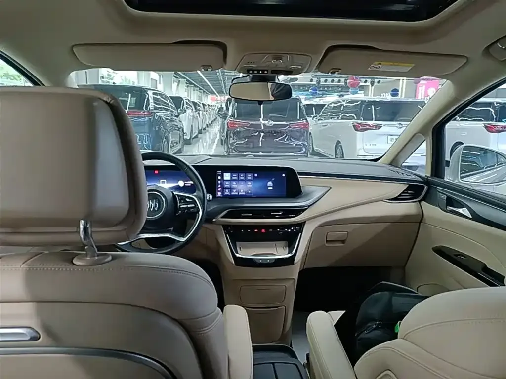 Buick GL8 Hybrid — фото 9