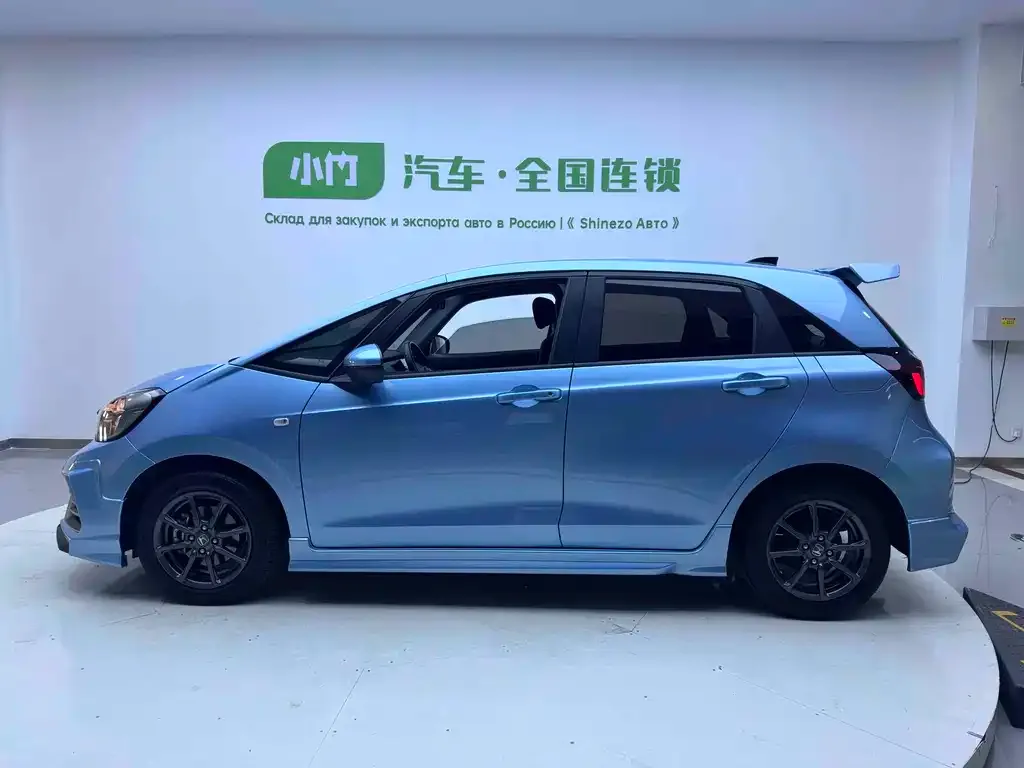 Honda Fit — фото 3