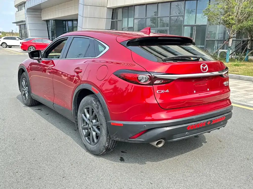 Mazda CX-4 — фото 3