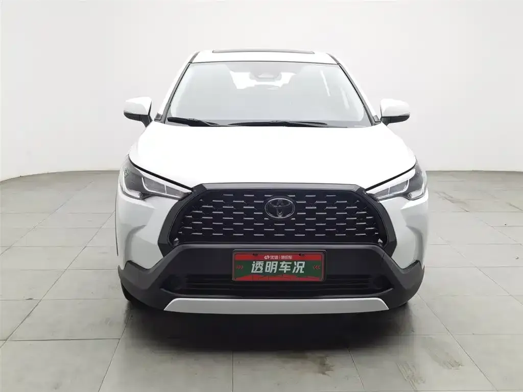 Toyota Corolla Cross — фото 10