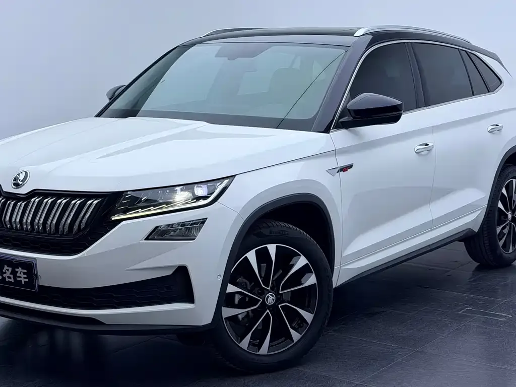 Skoda Kodiaq GT — фото 1