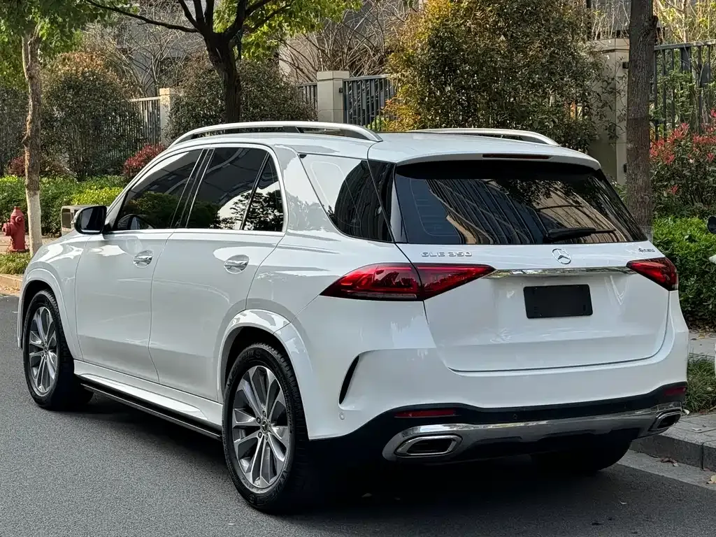 Mercedes-Benz GLE — фото 10