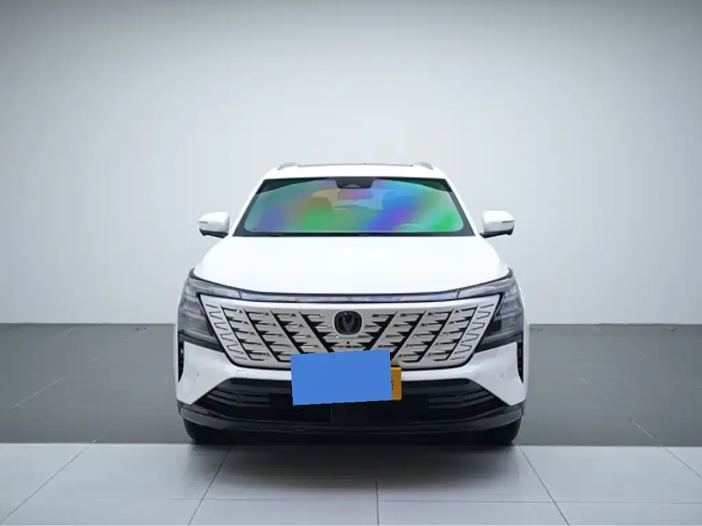 Changan CS75PLUS — фото 1