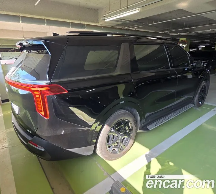 Kia Carnival — фото 1