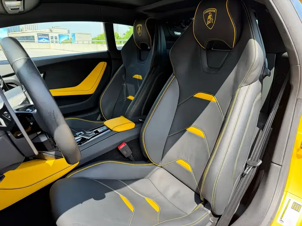Lamborghini Huracan — фото 5