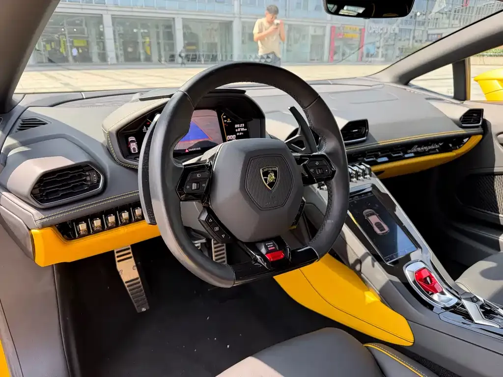 Lamborghini Huracan — фото 8