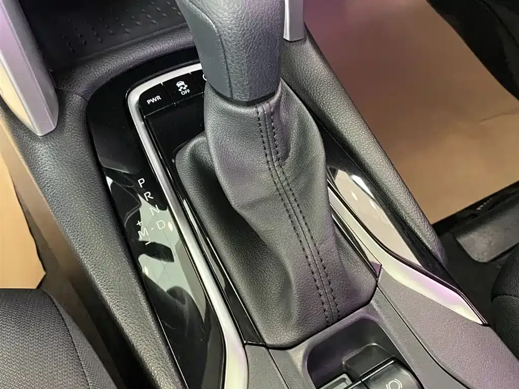 Toyota Corolla Cross — фото 10