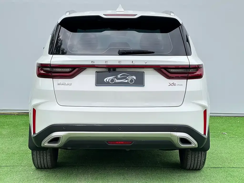 Geely Vision X6 — фото 10