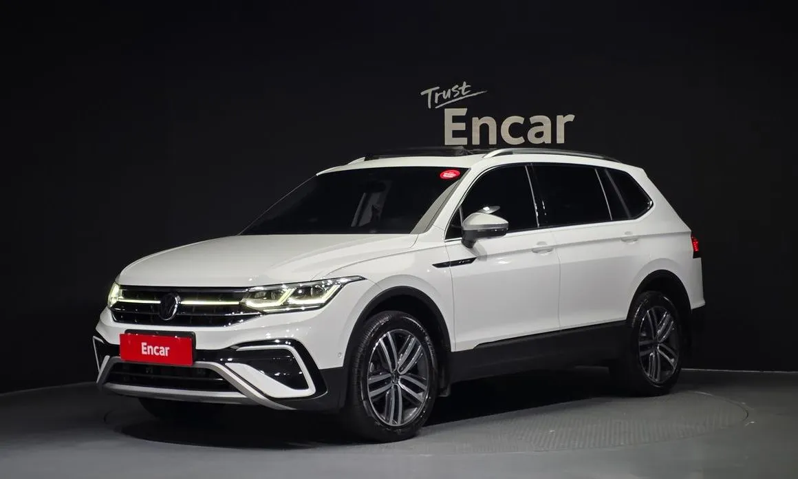 Volkswagen Tiguan — фото 1