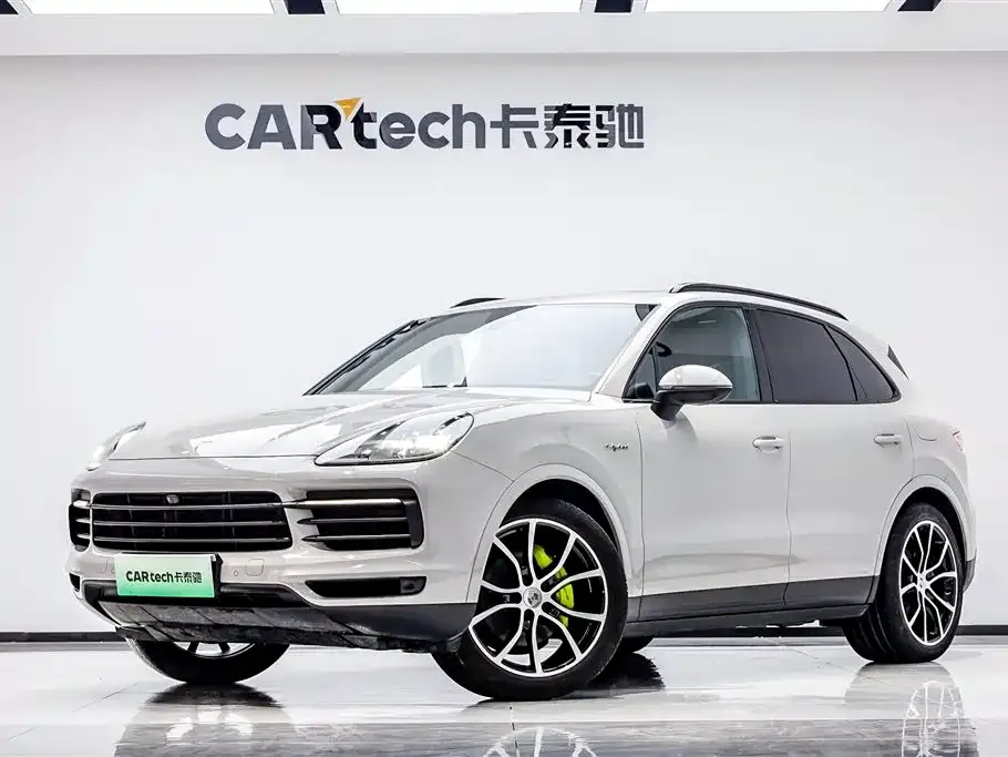Porsche Cayenne Hybrid — фото 1