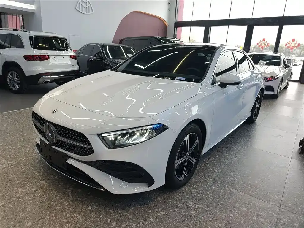 Mercedes-Benz A-Class — фото 1