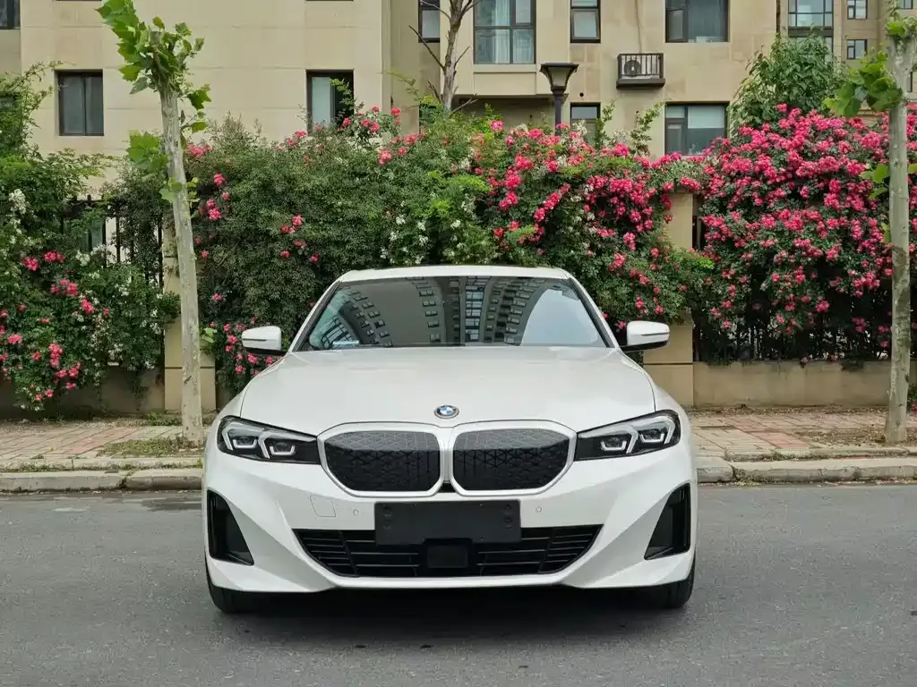 BMW i3 — фото 3