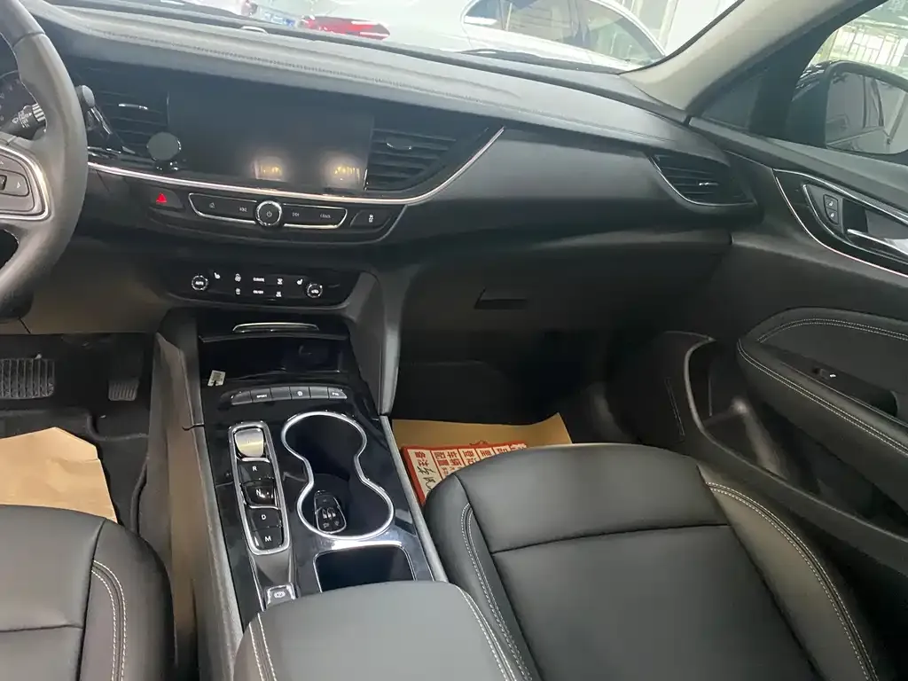 Buick Regal — фото 8