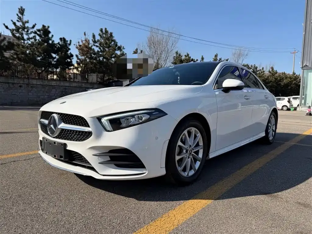 Mercedes-Benz A-Class — фото 1
