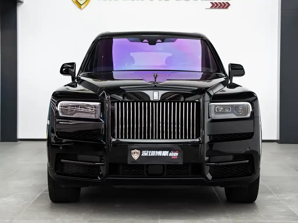 Rolls-Royce Cullinan — фото 10