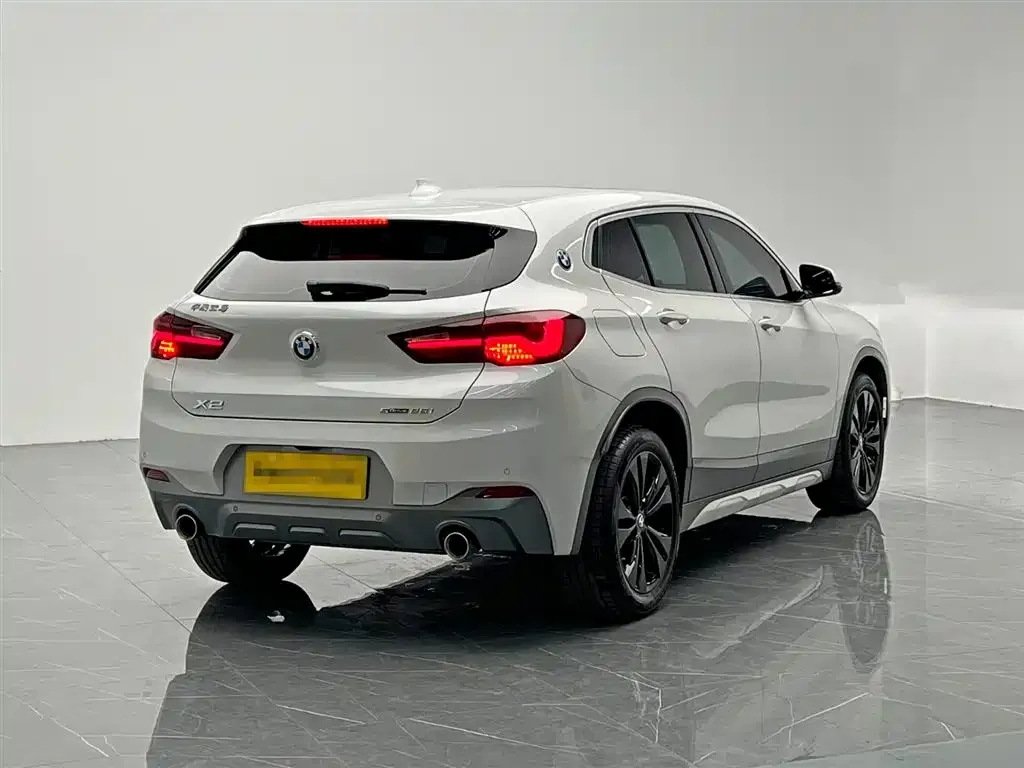 BMW X2 — фото 10