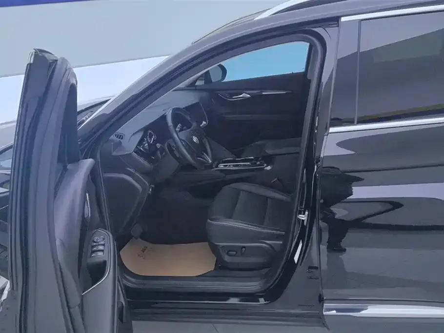 Buick Envision Plus — фото 2