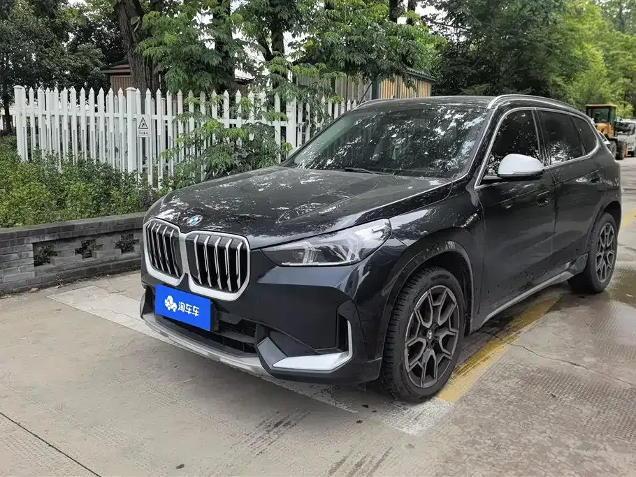 BMW X1 — фото 1