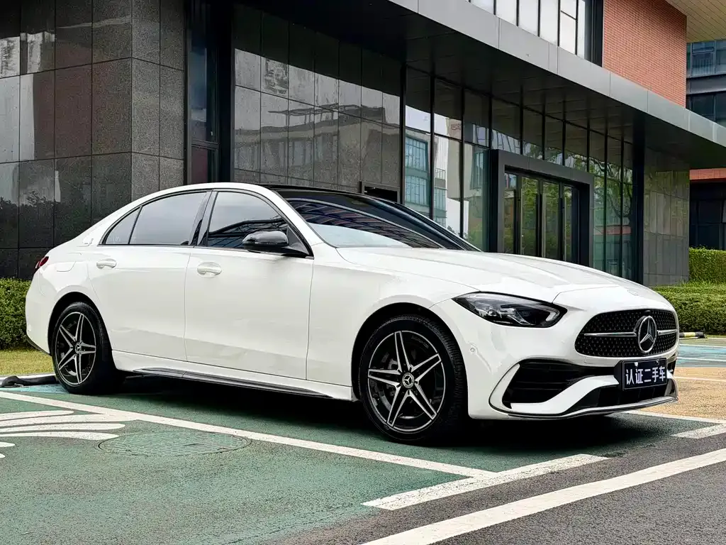Mercedes-Benz C-Class — фото 10