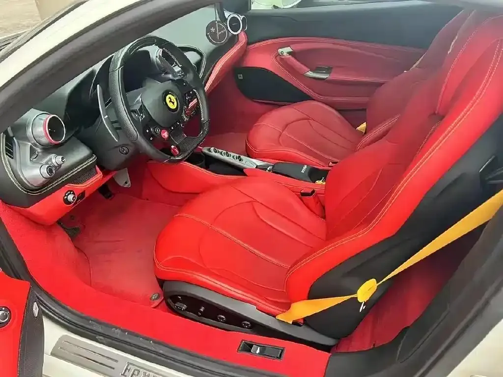 Ferrari F8 — фото 2
