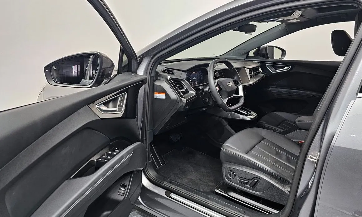 Audi Q4 e-tron — фото 10