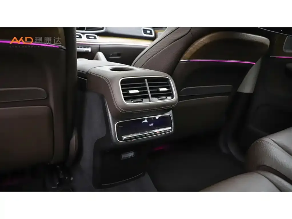 Mercedes-Benz GLS — фото 6