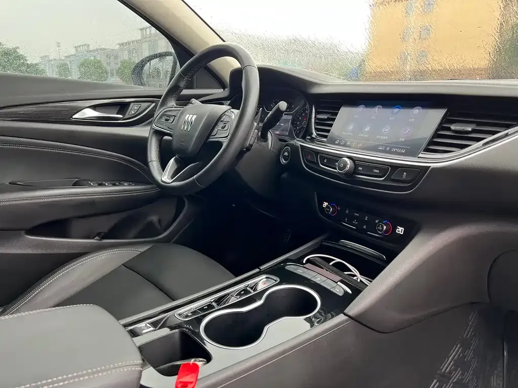 Buick Regal — фото 10