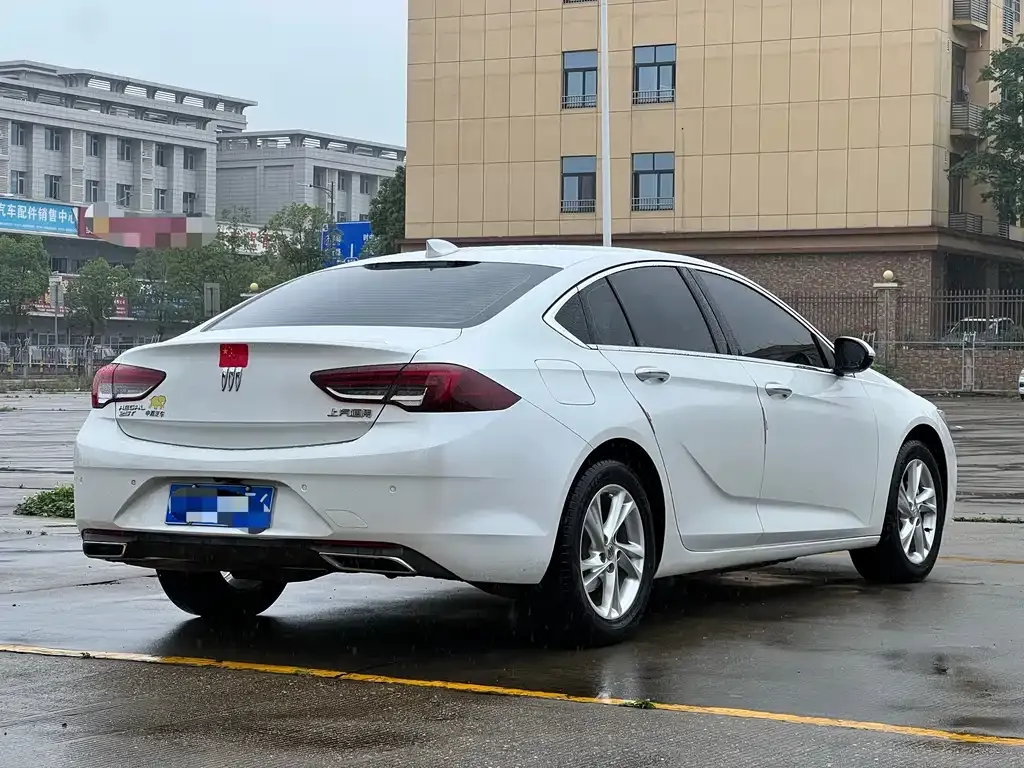 Buick Regal — фото 5