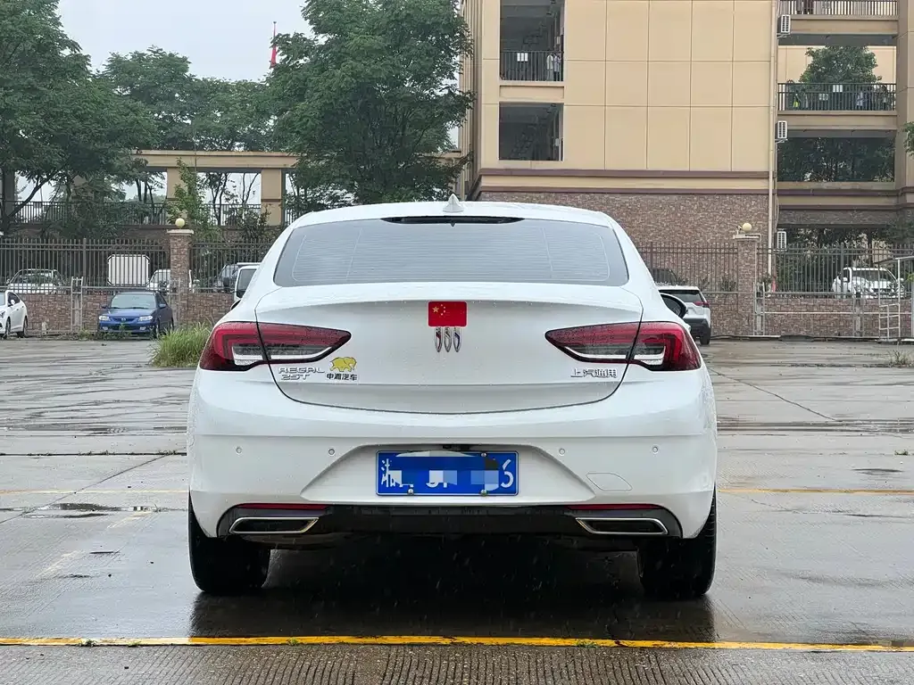 Buick Regal — фото 7