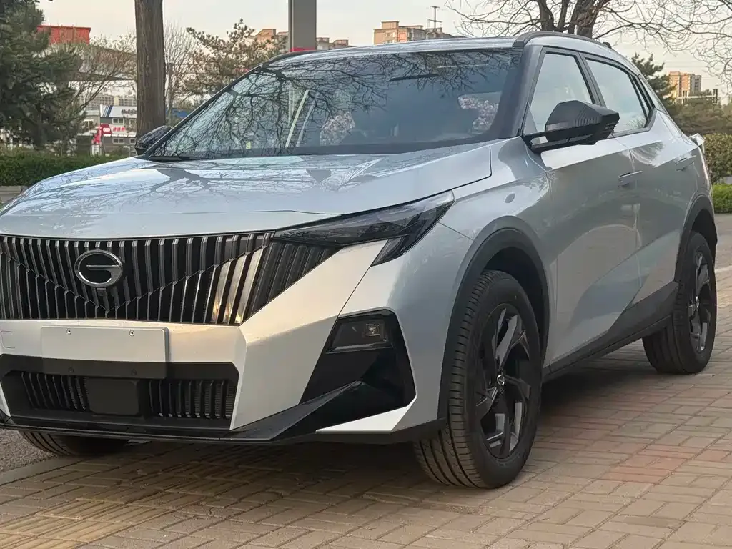 GAC Motor Trumpchi GS3 — фото 1