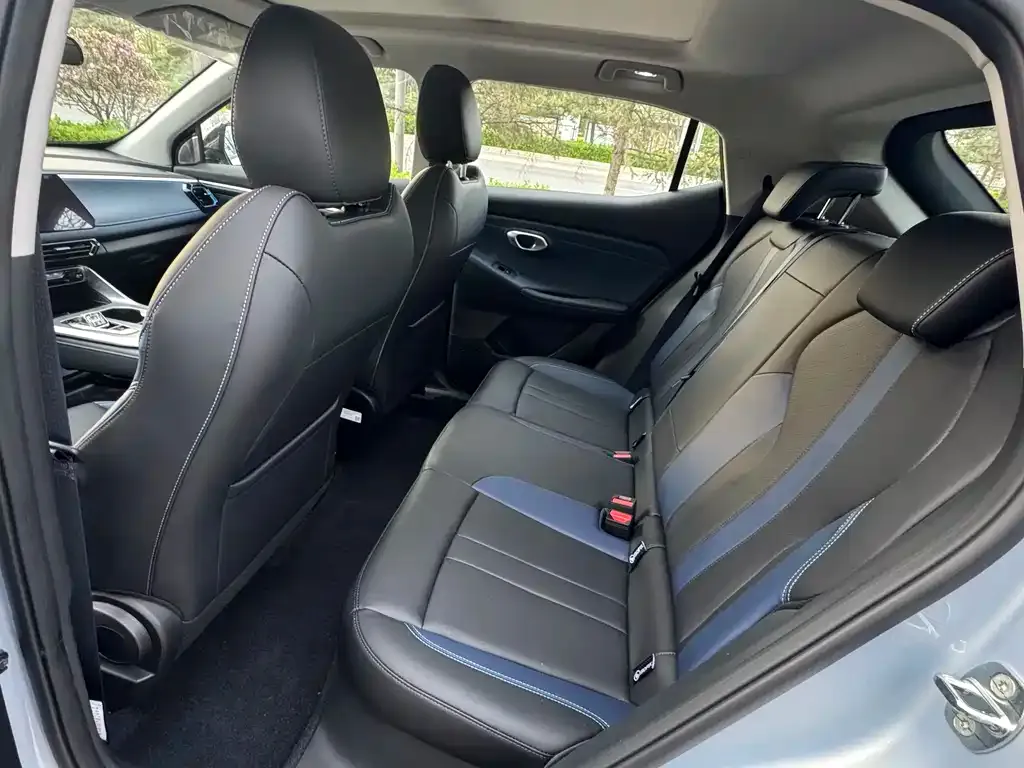 GAC Motor Trumpchi GS3 — фото 2