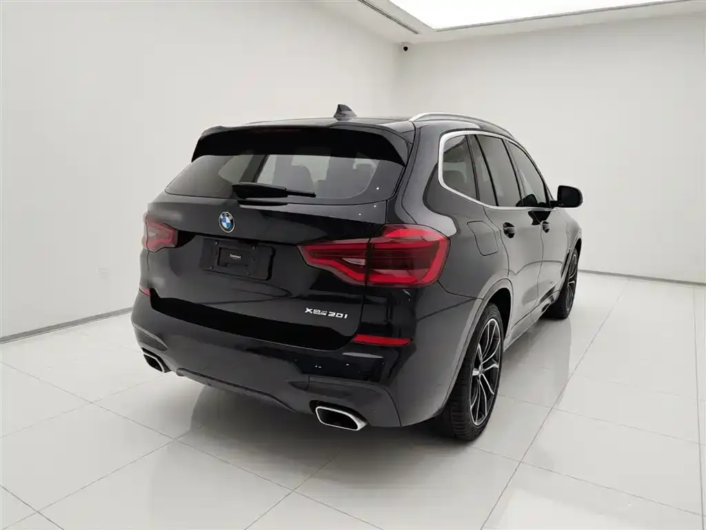 BMW X3 — фото 2