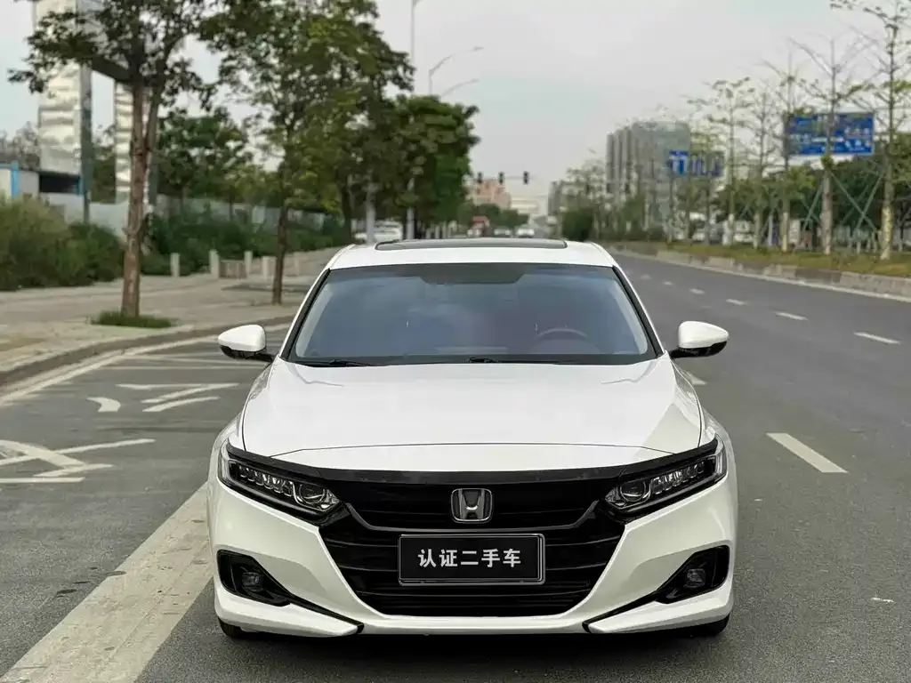 Honda Accord — фото 3